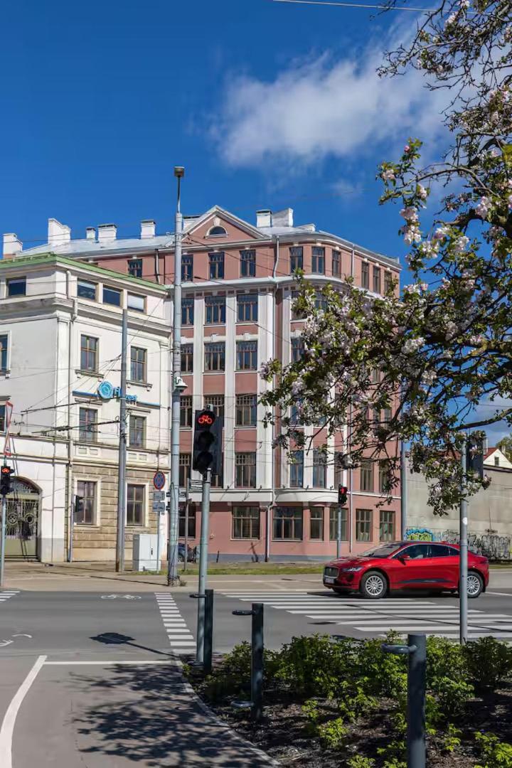Modernist Loft In Old Town Riga